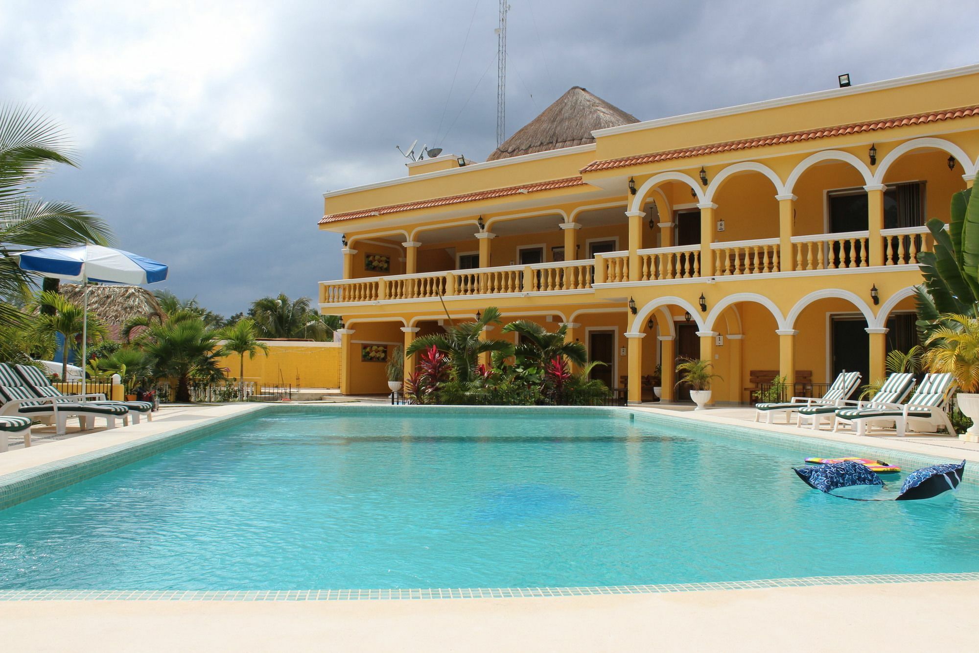 Hotel Scarlette Тулум Экстерьер фото